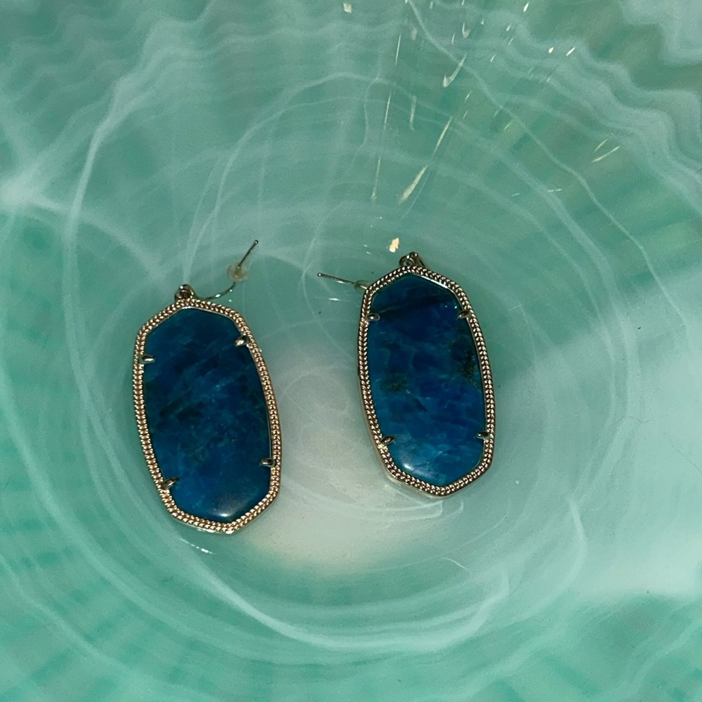 Kendra Scott Aqua Apatite Danielle Earrings - Picture 3 of 7